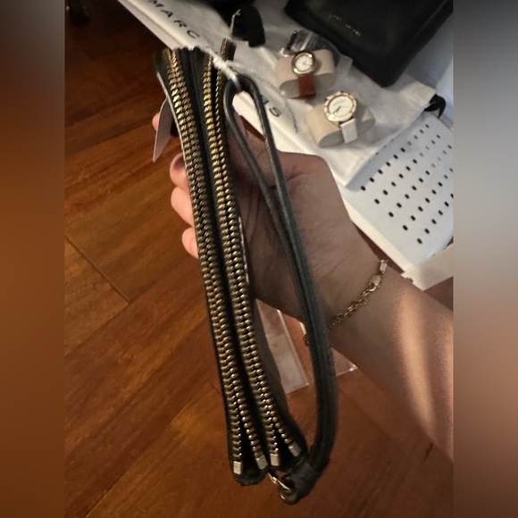 #C4 Coach Black Pebbled Leather Wristlet Wallet - Picture 2 of 9